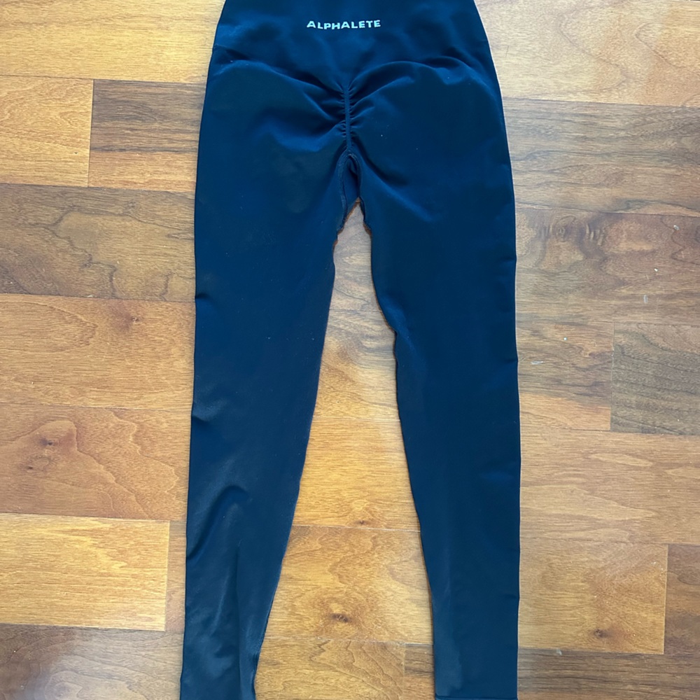 Alphalete Amplify leggings size small